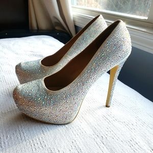 🏝3for$25 Bling Pumps